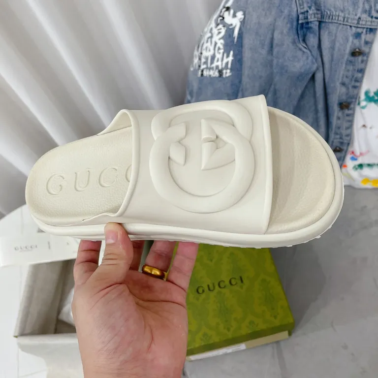 Gucci Shoe 